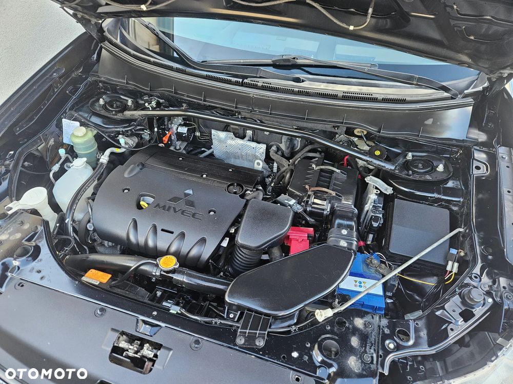 Mitsubishi Outlander 2.0 2WD Edition - 16