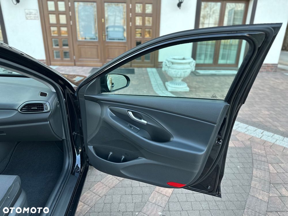 Hyundai i30 1.4 Passion Plus - 33