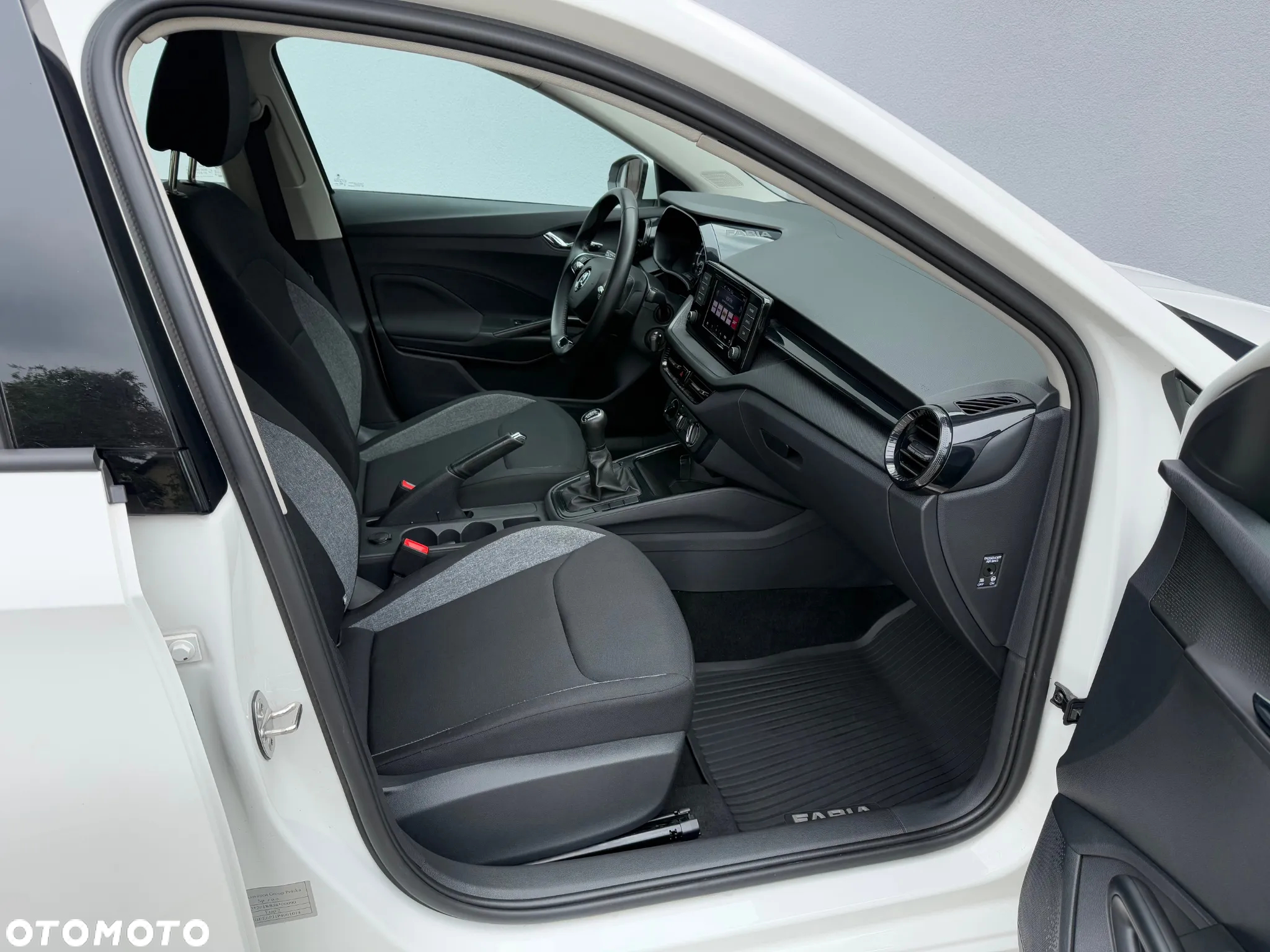 Škoda Fabia - 10