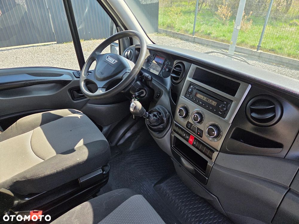 Iveco Daily 35S13 / 2.3 130KM/ Furgon- Maxi / L4 H3 / Jumbo / Klima / - 21