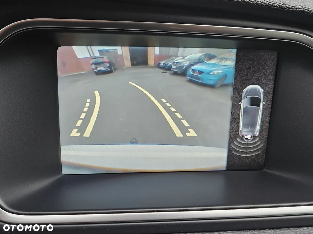 Volvo V40 D2 Summum - 27