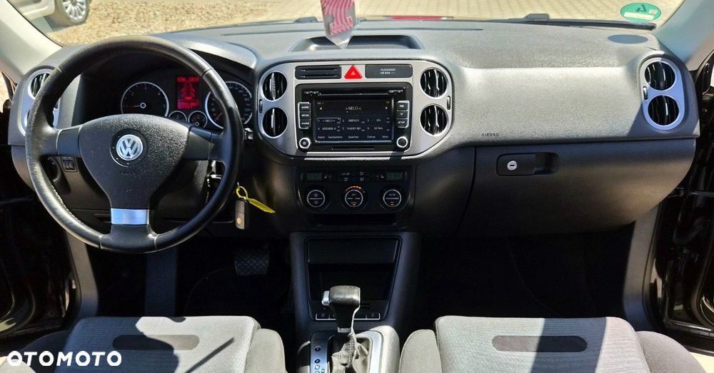 Volkswagen Tiguan - 31