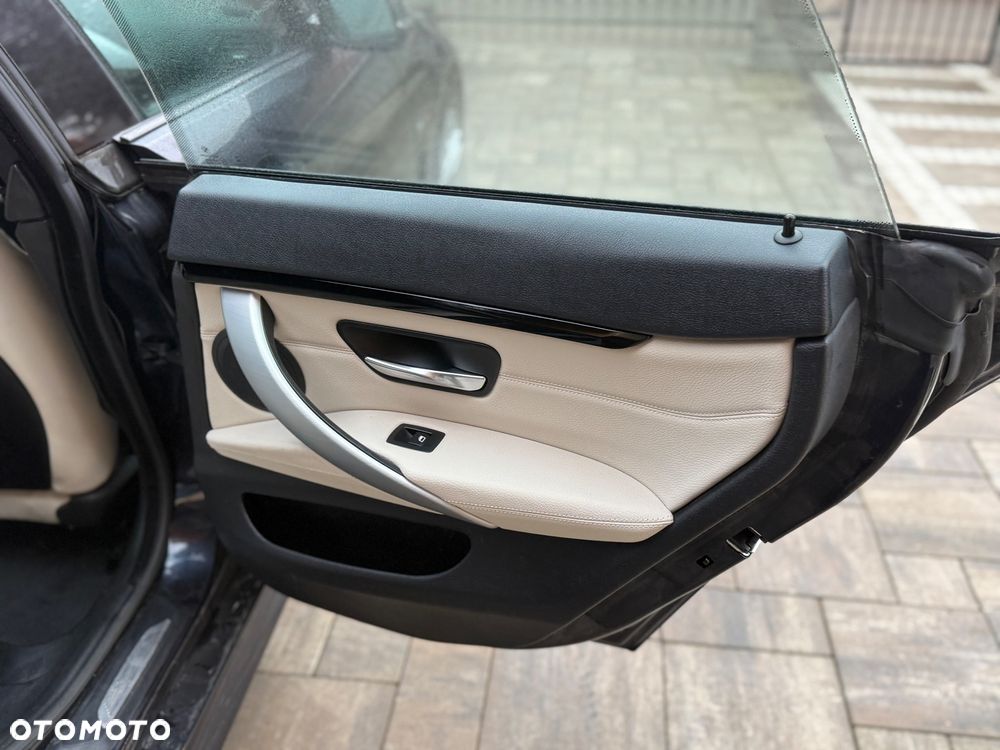 BMW Seria 4 428i xDrive M Sport - 16