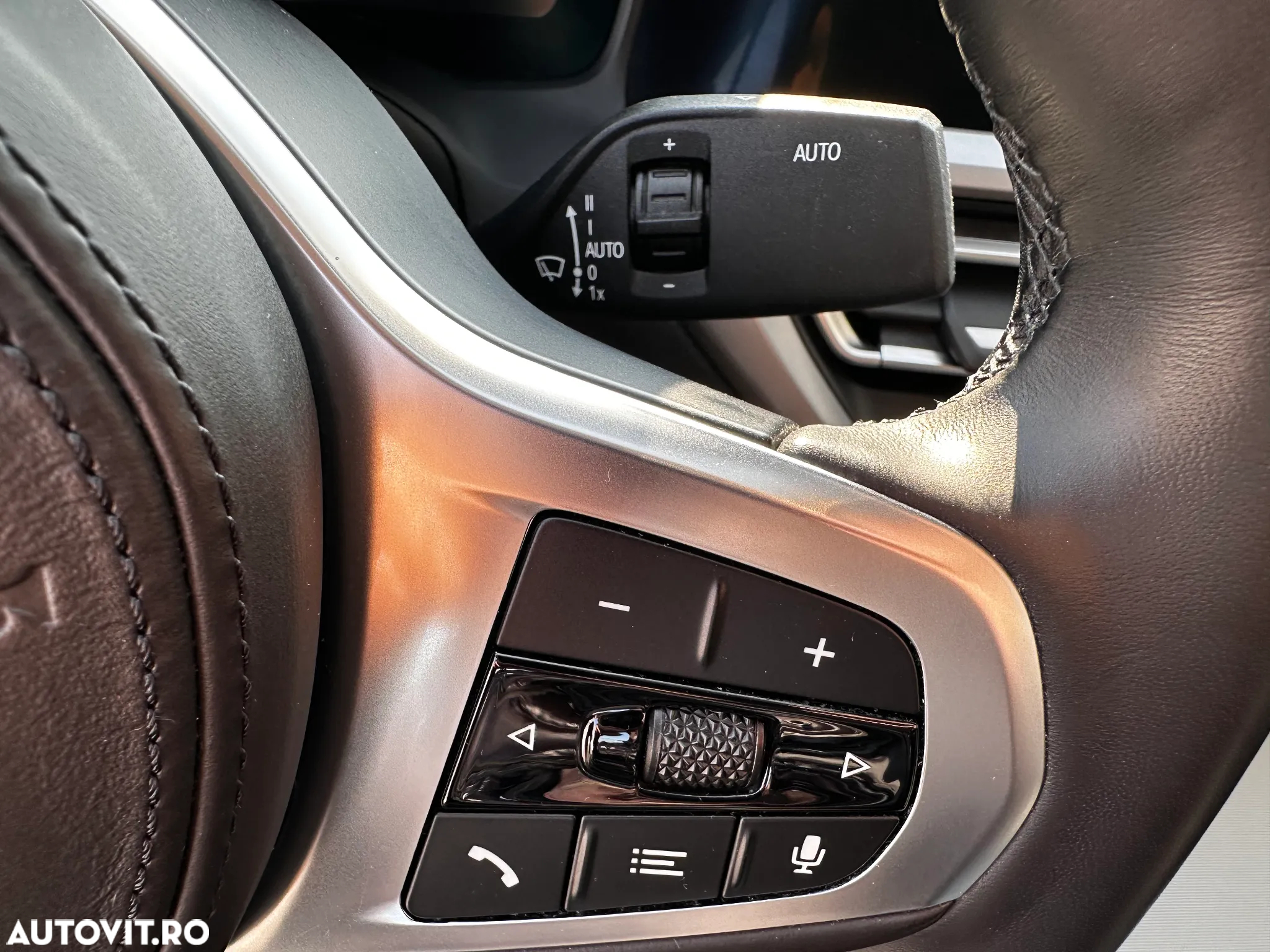 BMW Seria 3 318d Aut. - 24
