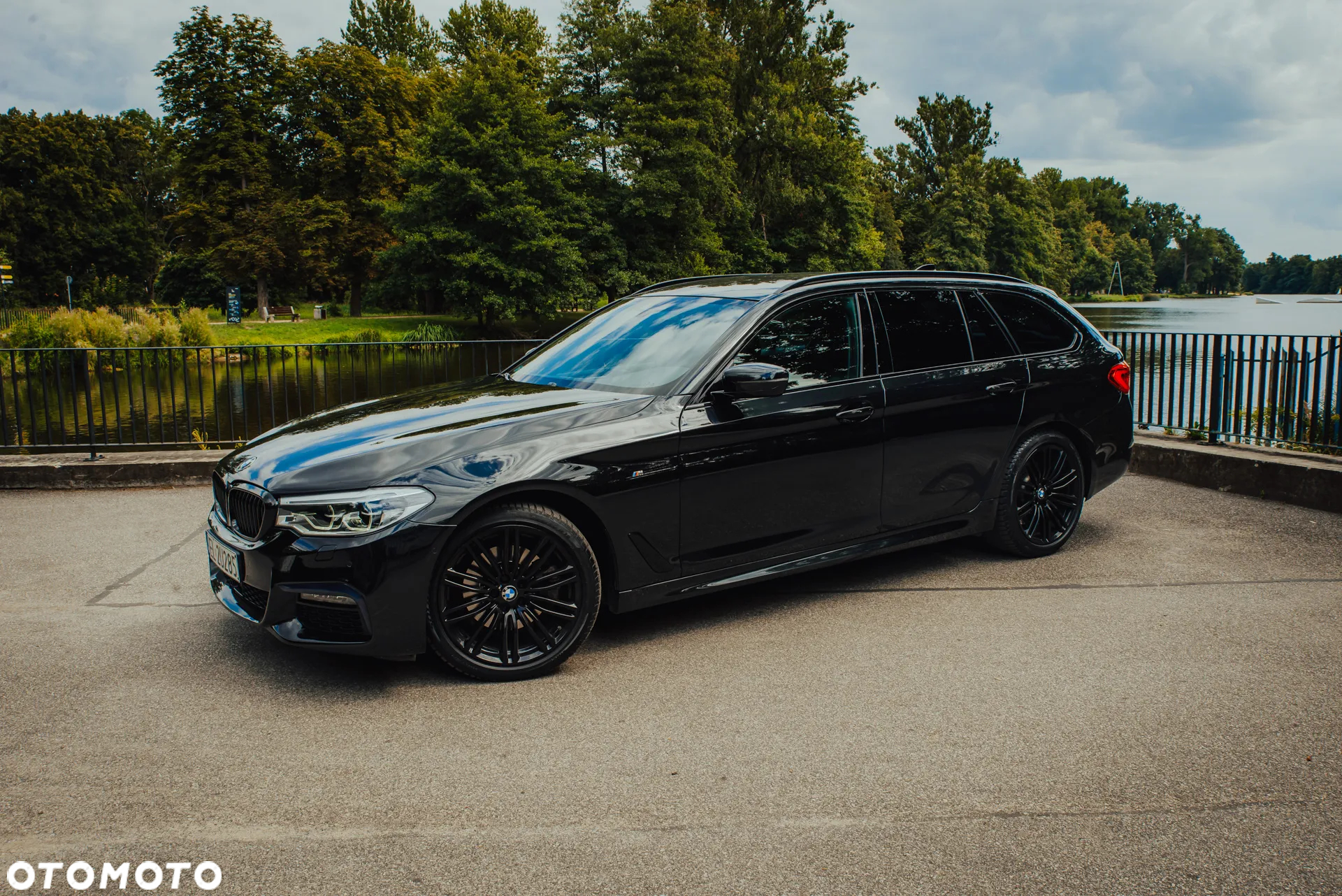 BMW Seria 5 520d xDrive - 2