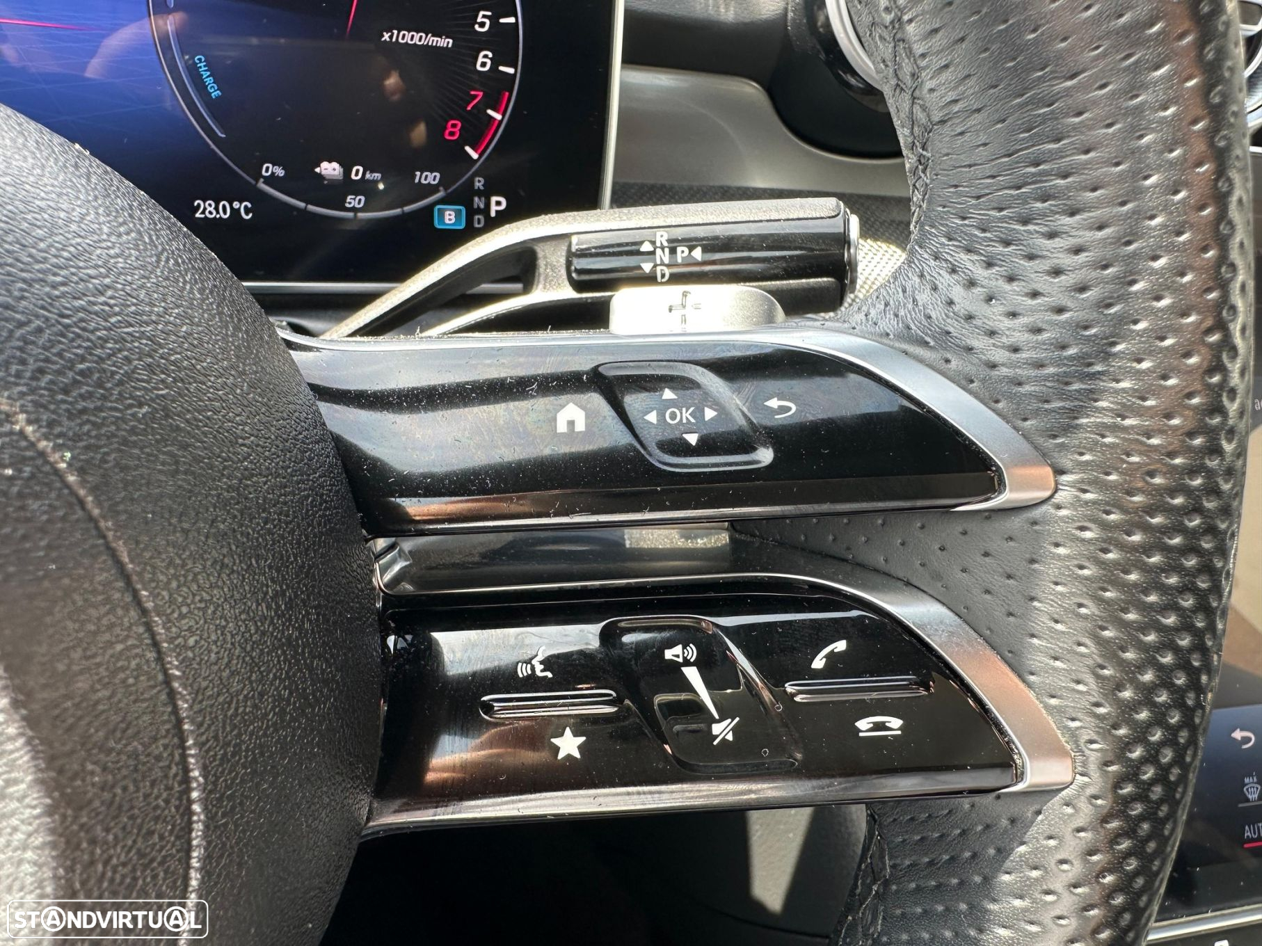 Mercedes-Benz C 300 e AMG Line - 29