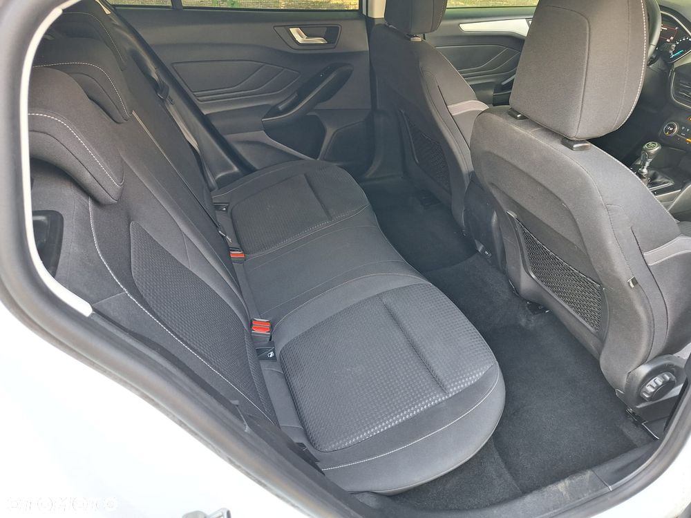 Ford Focus - 14