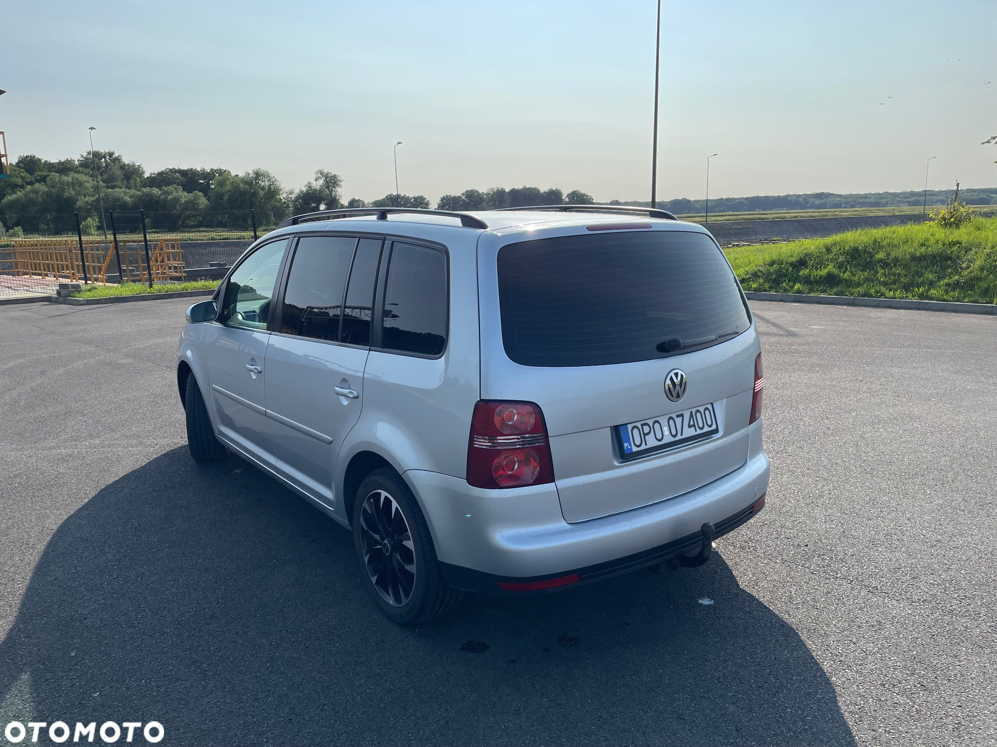 Volkswagen Touran - 3