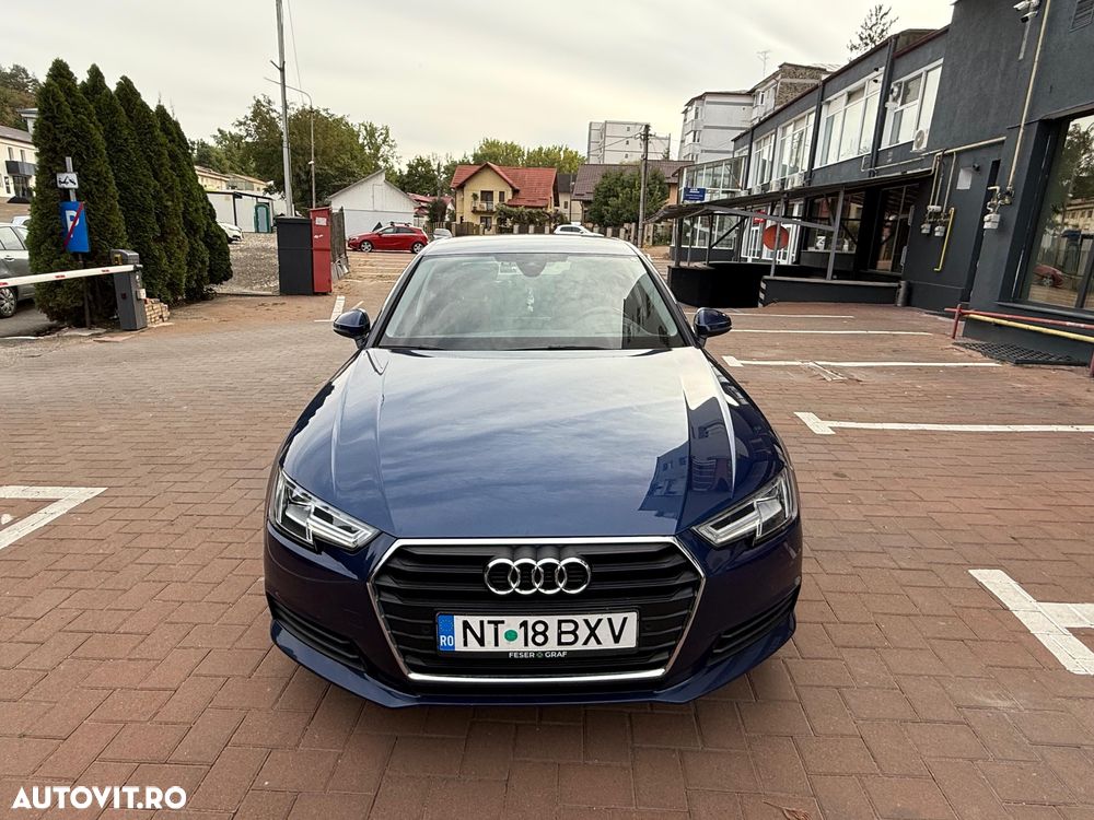 Audi A4 - 1