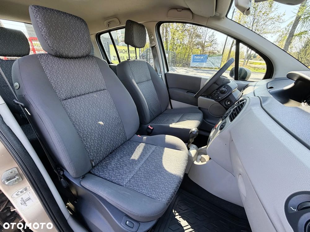 Renault Modus - 11