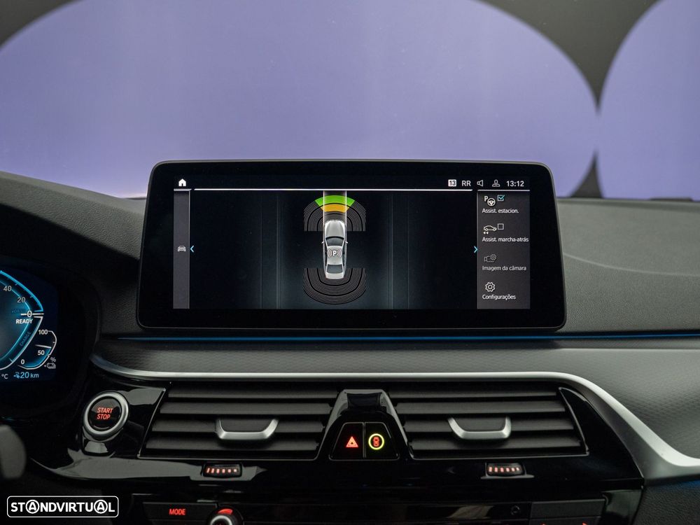 BMW 530 e Pack M - 30