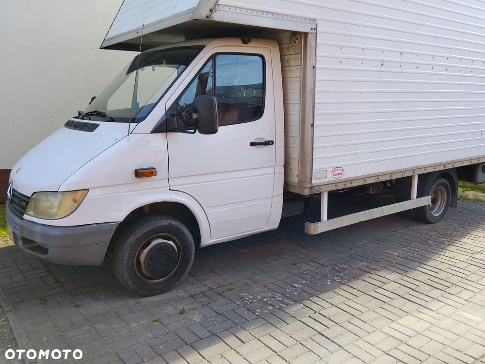 Mercedes-Benz Sprinter 413 - 9