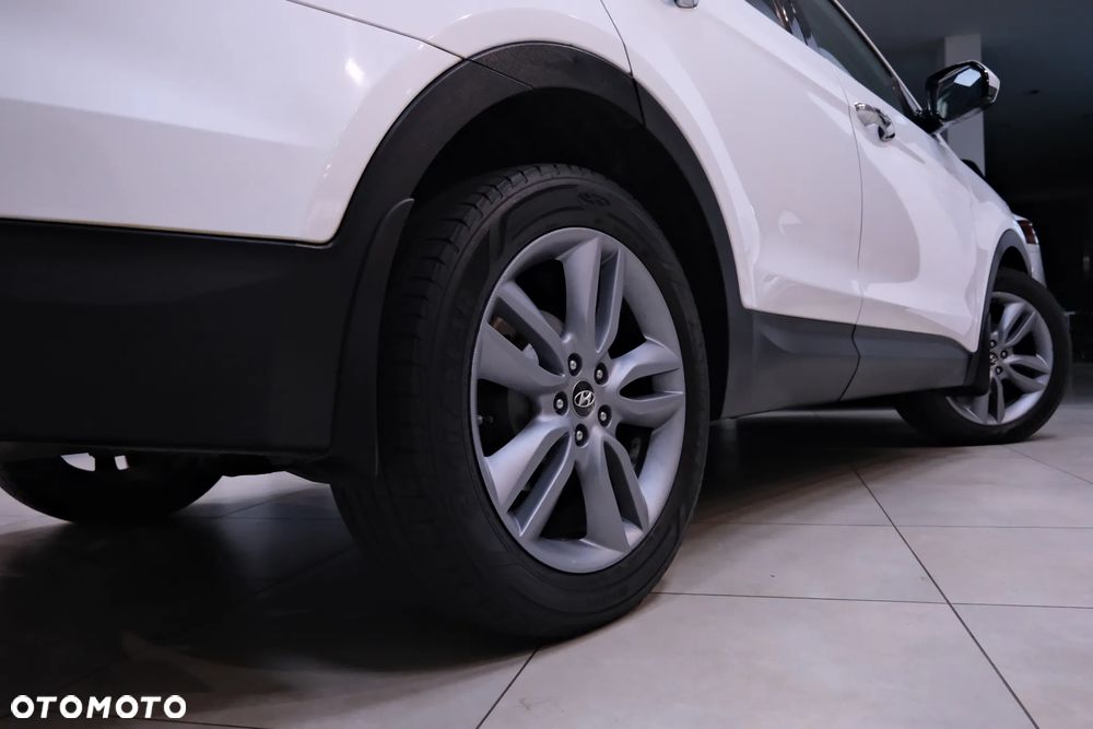 Hyundai Santa Fe - 10