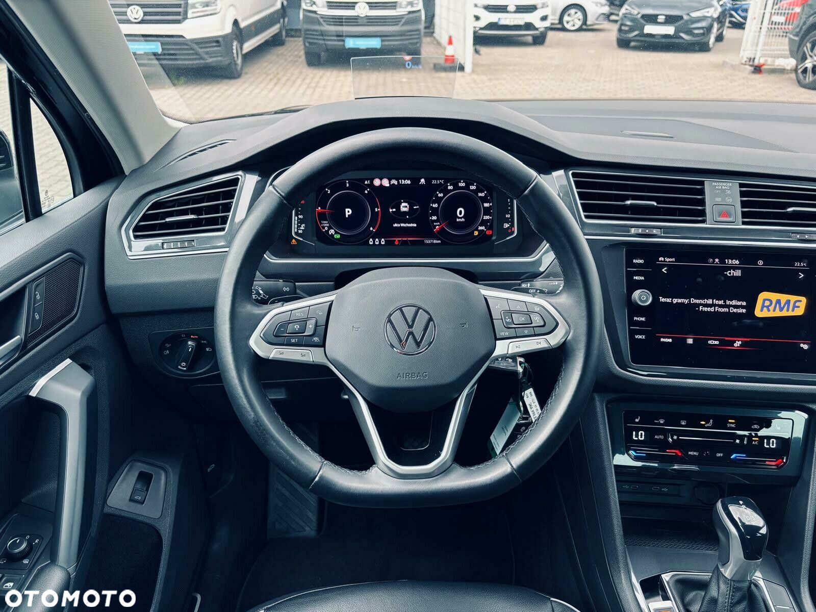 Volkswagen Tiguan 2.0 TDI SCR 4Mot Elegance DSG - 23