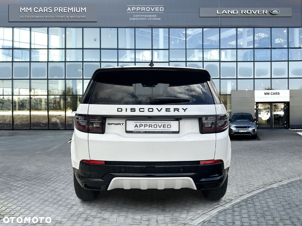 Land Rover Discovery Sport - 11