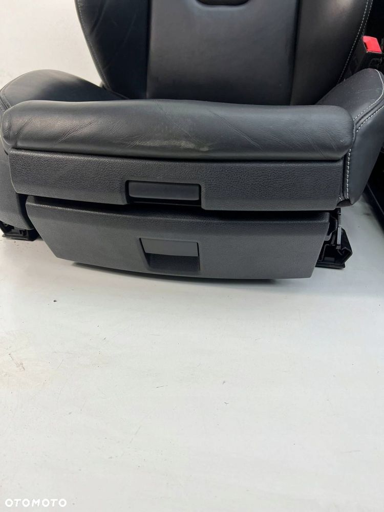 Komplet foteli z boczkami RECARO GRZENE PAMIĘĆ EU SKÓRA SCHOWKI Audi S5 - 13
