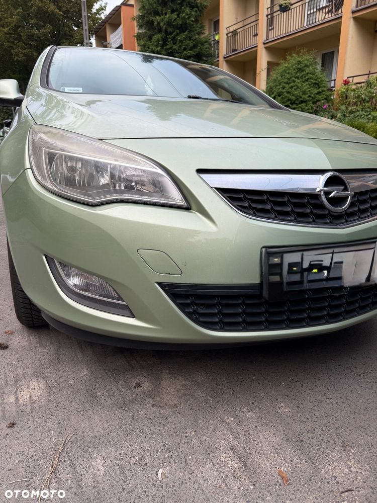 Opel Astra 1.4 T Cosmo - 16