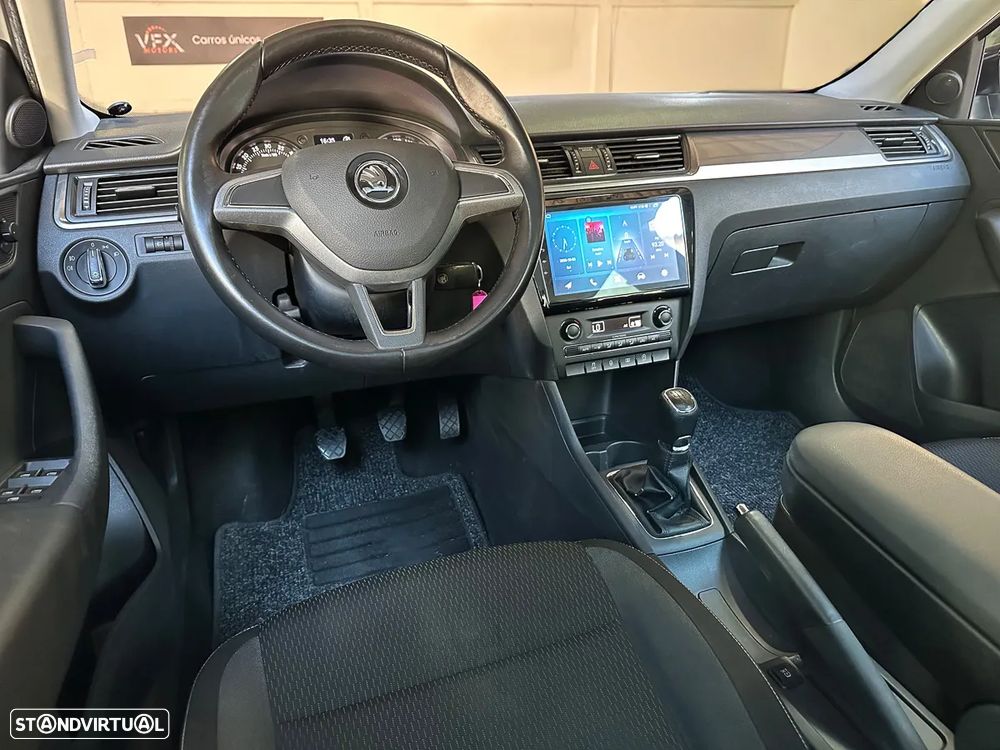 Skoda Rapid Spaceback - 16