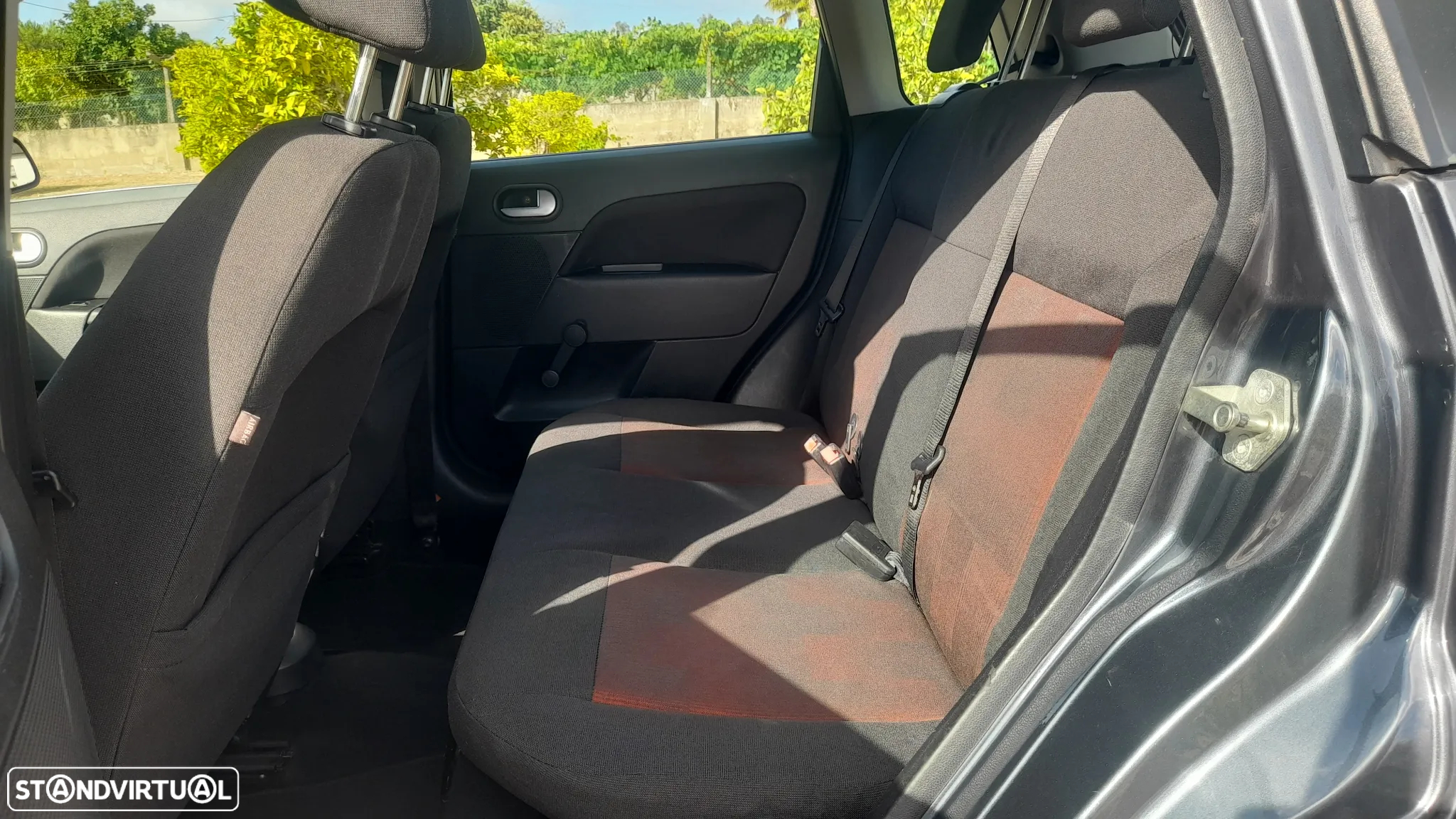 Ford Fiesta 1.4 TDCi Trend - 28