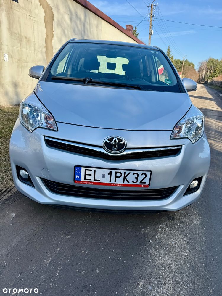 Toyota Verso S 1.33 Premium MS - 10
