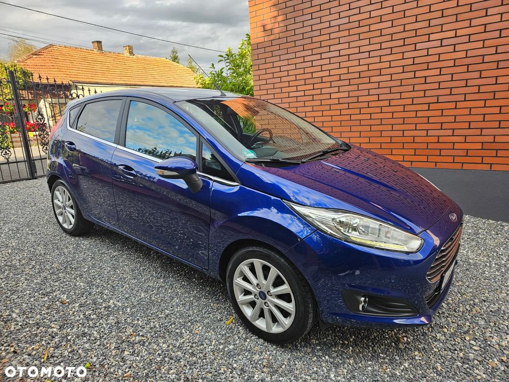 Ford Fiesta 2015 photo 2