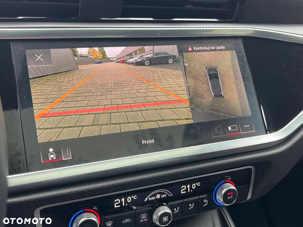 Audi Q3 Sportback - 16