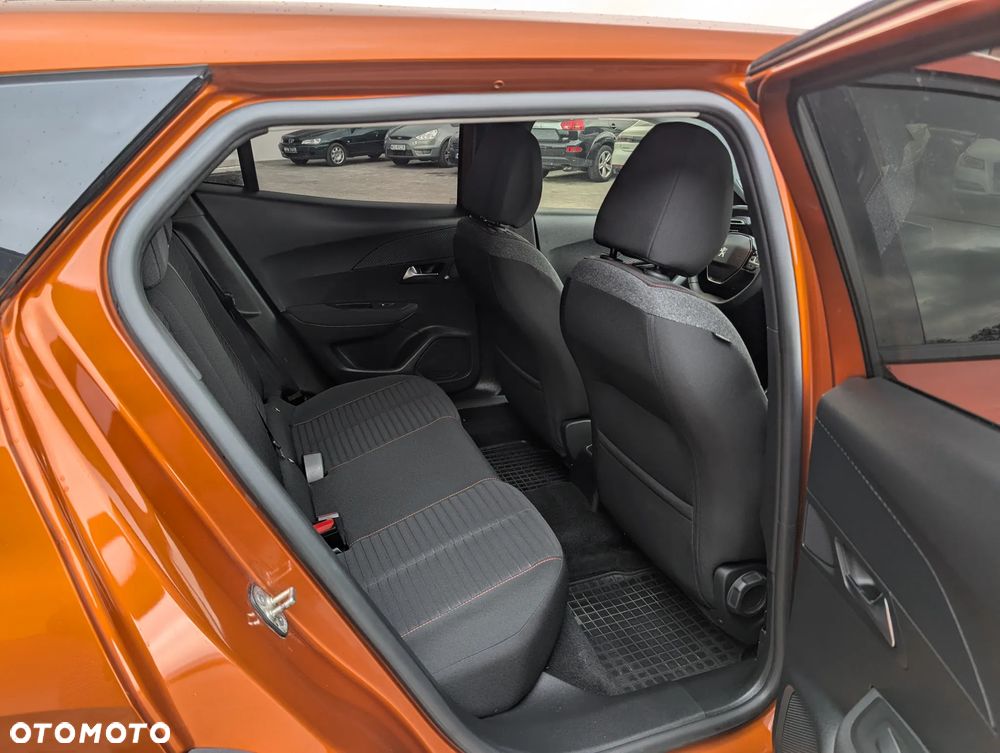Peugeot 2008 PureTech 130 Allure Pack - 26