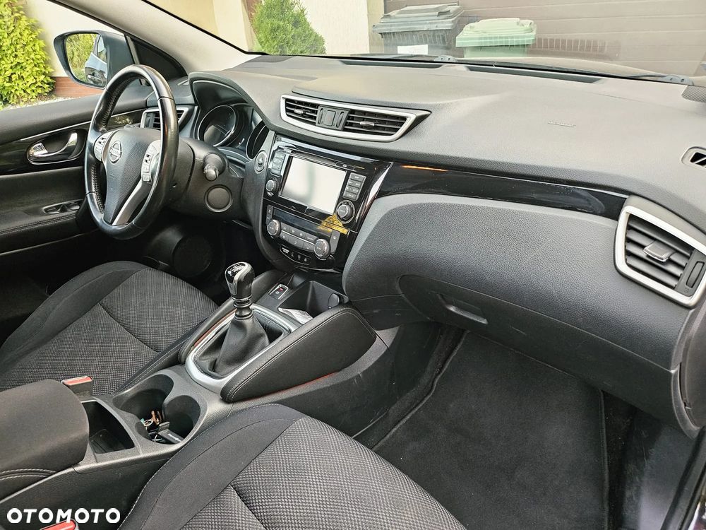 Nissan Qashqai 1.5 dCi N-Connecta EU6 - 4