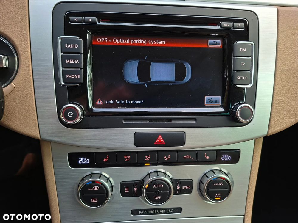 Volkswagen CC 2.0 TDI 4Motion BlueMotion Technology DSG - 14