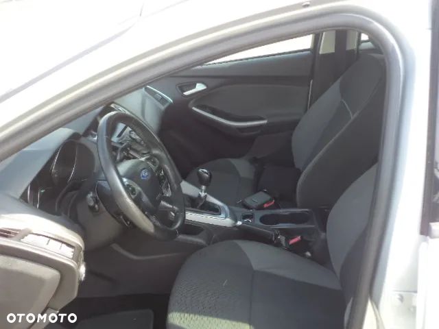 Ford Focus 1.6 TDCi DPF Trend - 16