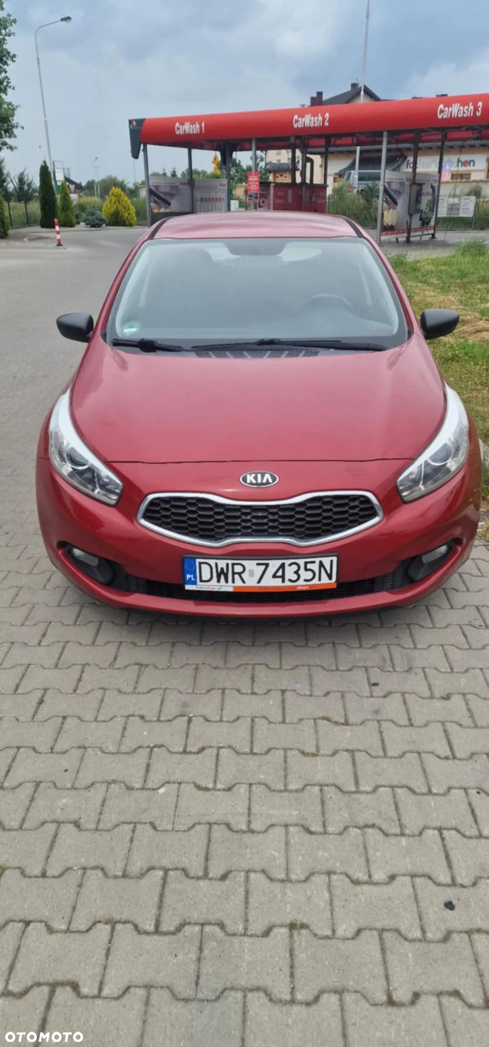 Kia Ceed - 10
