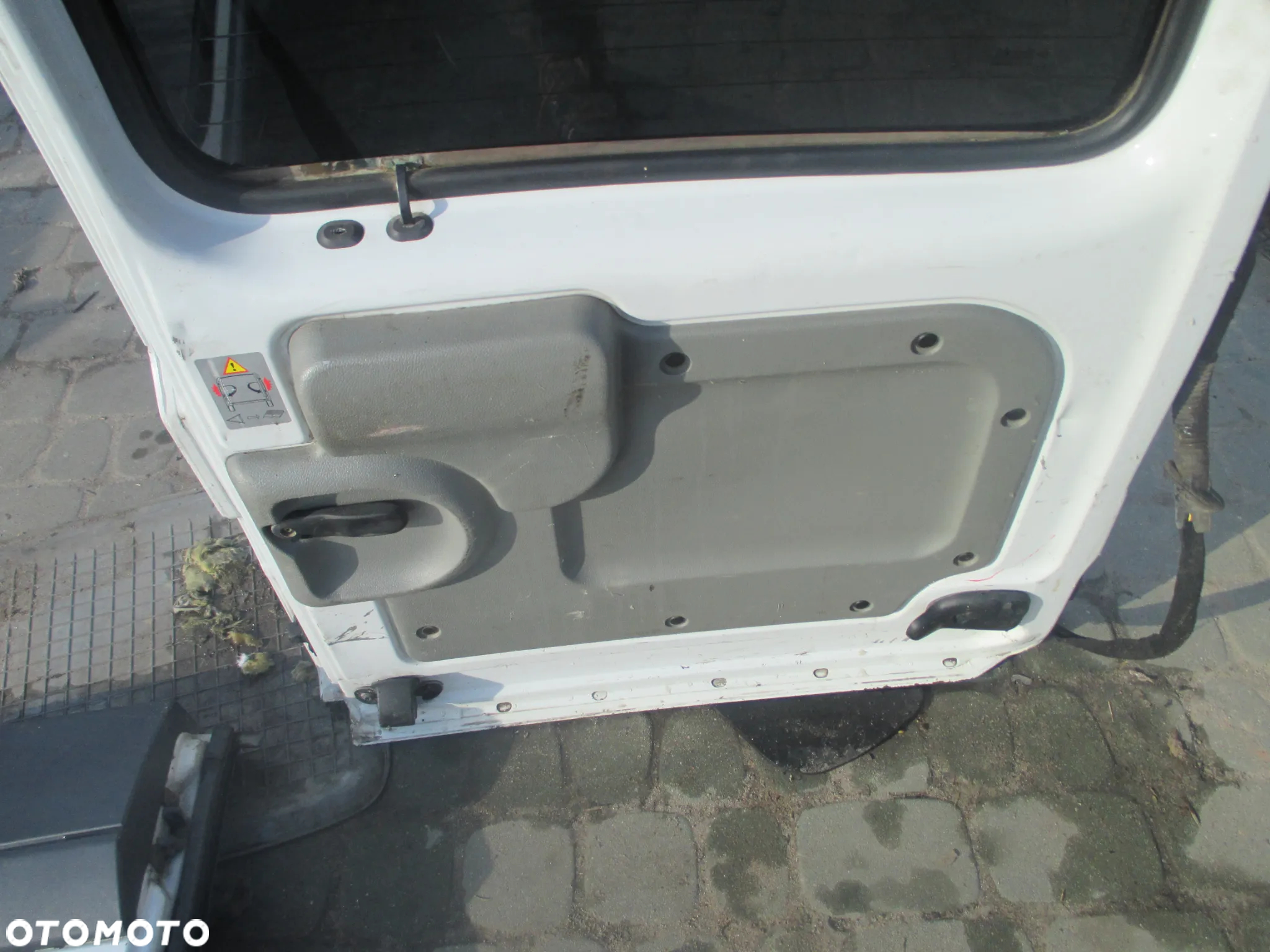 Drzwi Dacia Logan - 8