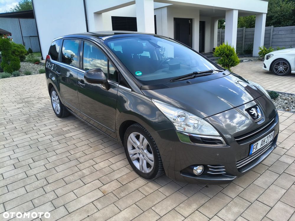 Peugeot 5008 - 9