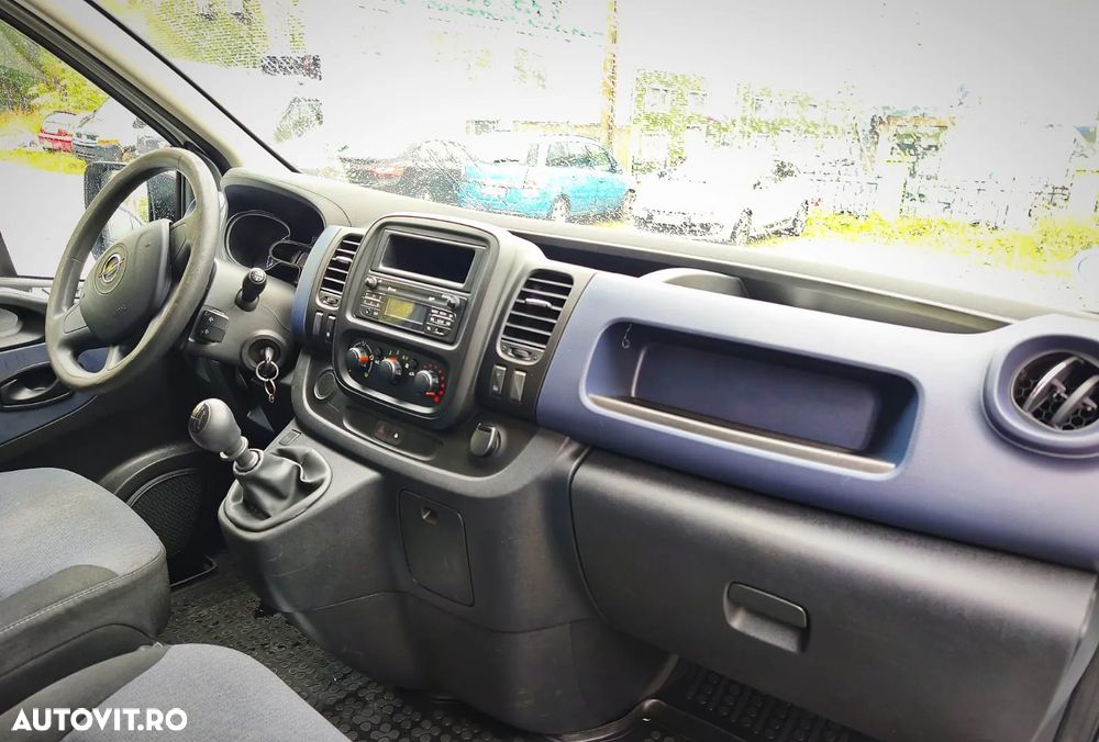 Opel Vivaro B - 10