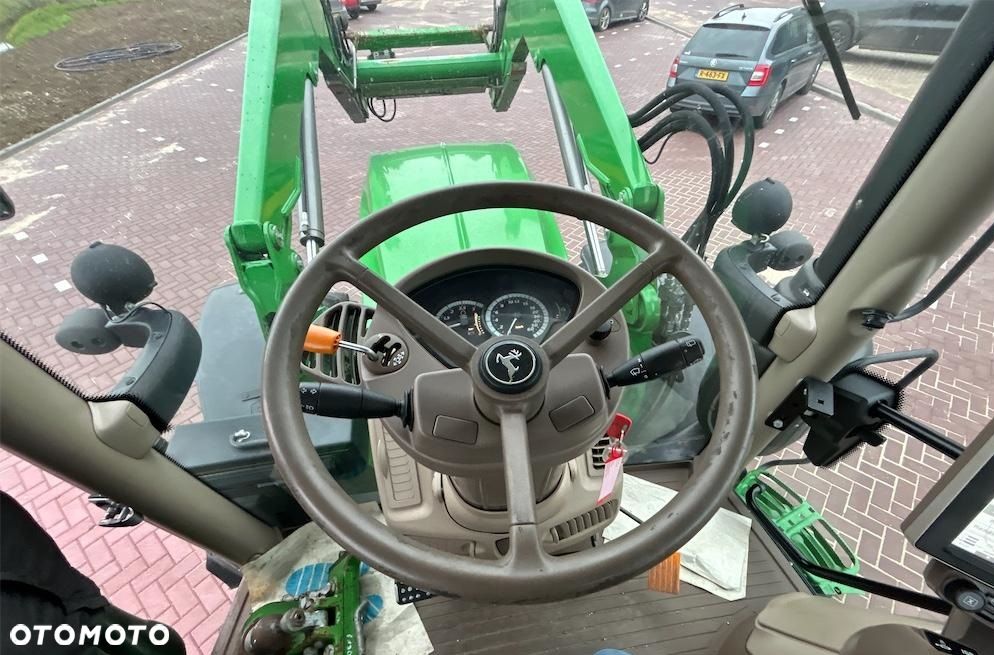 John Deere 6130R , ROK 2017 , pneumatyczny fotel kierowcy - 10