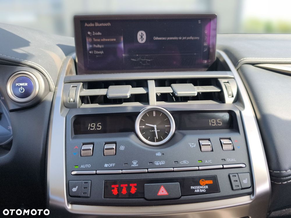 Lexus NX 300h F Impression AWD - 18