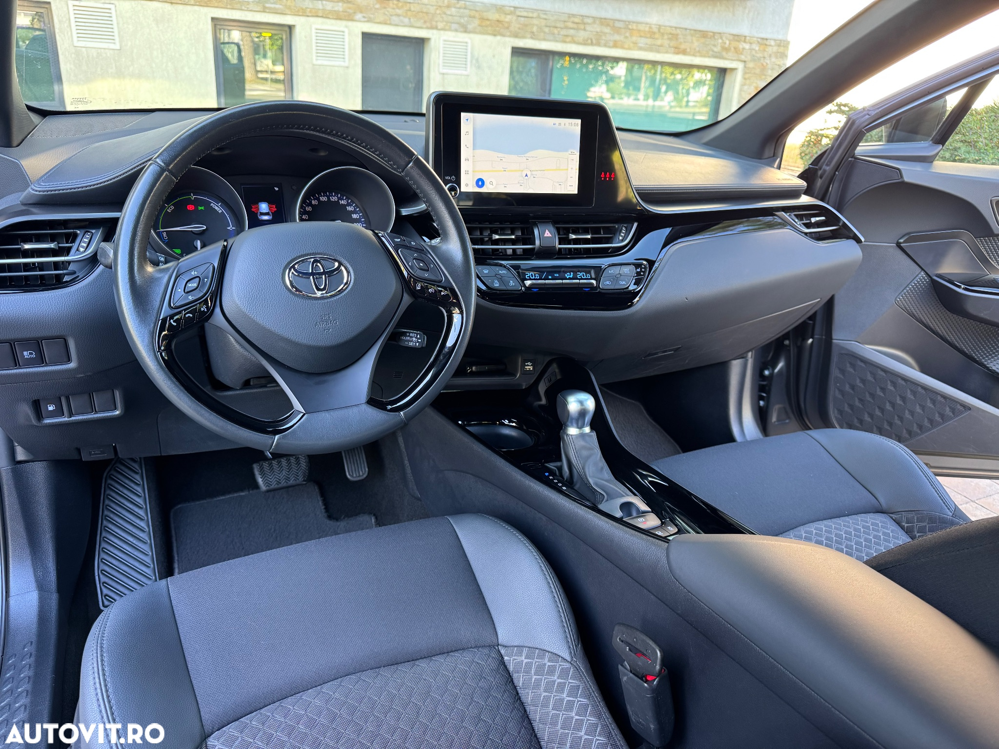 Toyota C-HR 1.8 HSD 122 CP 4x2 CVT C-ult Style bi-tone - 24