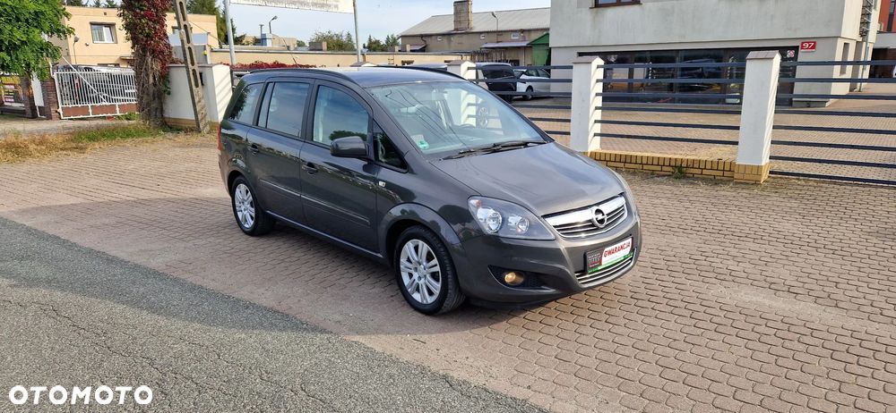 Opel Zafira - 3