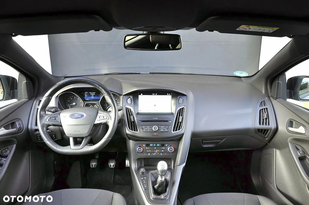 Ford Focus 1.0 EcoBoost Start-Stopp-System ST-LINE STYLE - 7