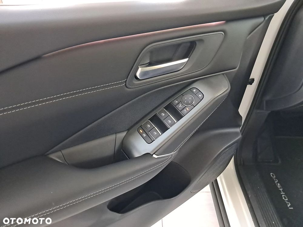 Nissan Qashqai 1.3 DIG-T MHEV N-Connecta Xtronic - 10