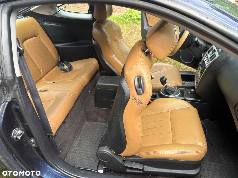 Hyundai Coupe - 7