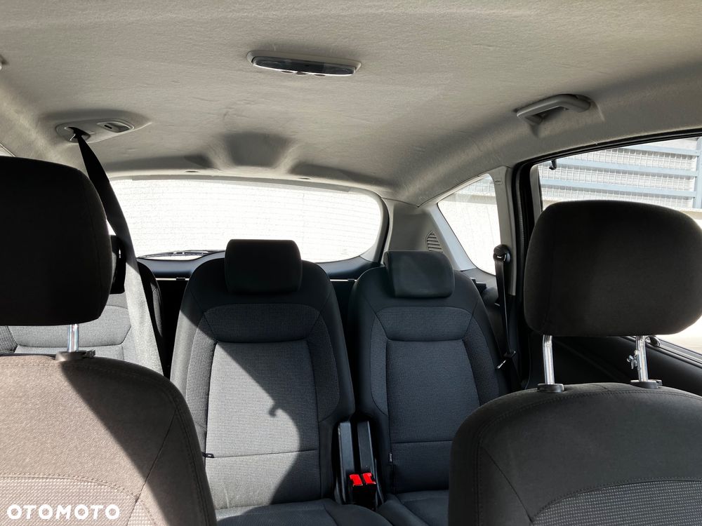 Ford S-Max 2.0 Titanium - 9