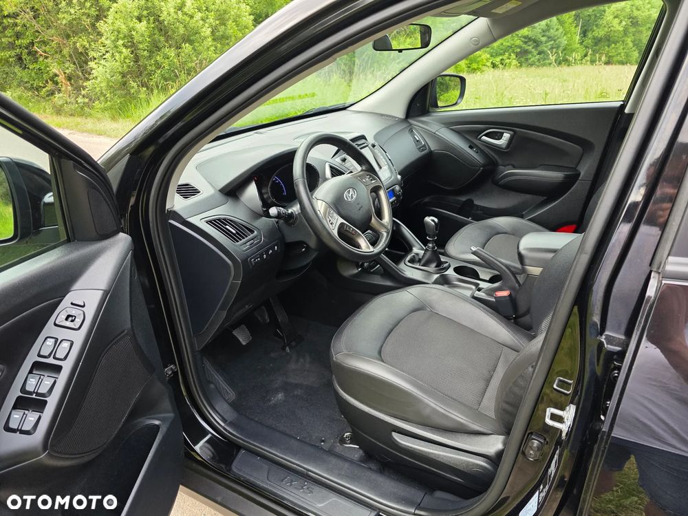 Hyundai ix35 1.7 CRDi Premium 2WD - 19