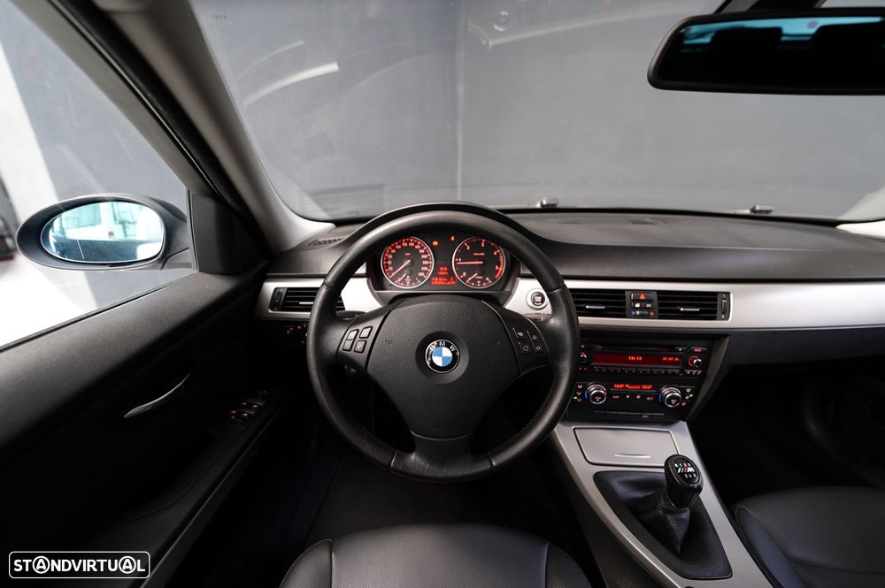 BMW 320 d - 15