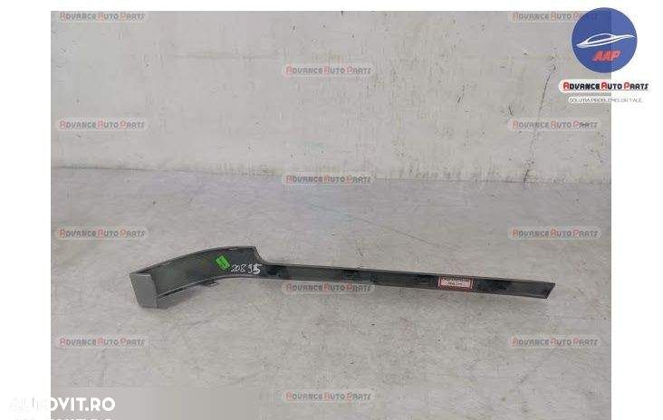 Ornament Bara Spate Stanga original Vogue Land Rover  Range Rover  4 [ - 4