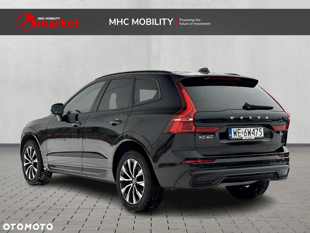Volvo XC 60 B4 B Plus Dark - 4