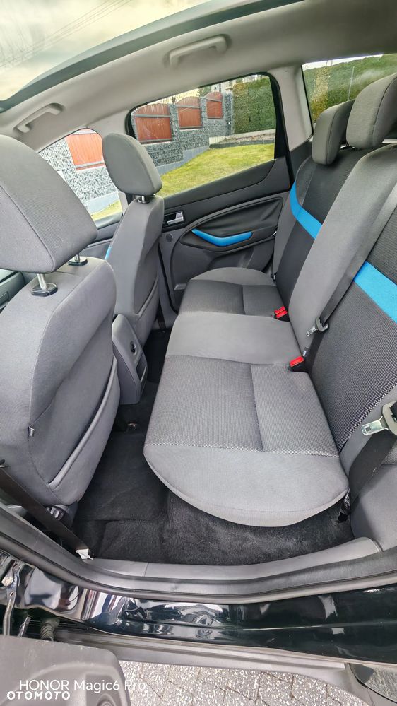 Ford Kuga 2.0 TDCi 4x4 Titanium - 15