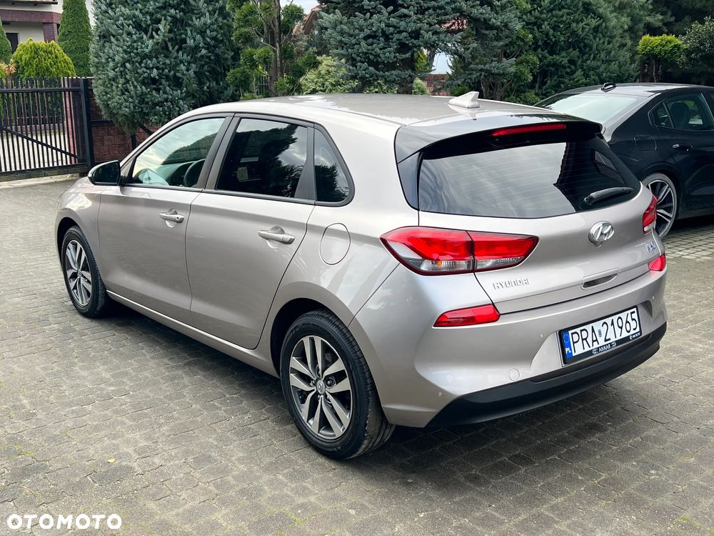 Hyundai i30 1.4 T-GDI Style - 11