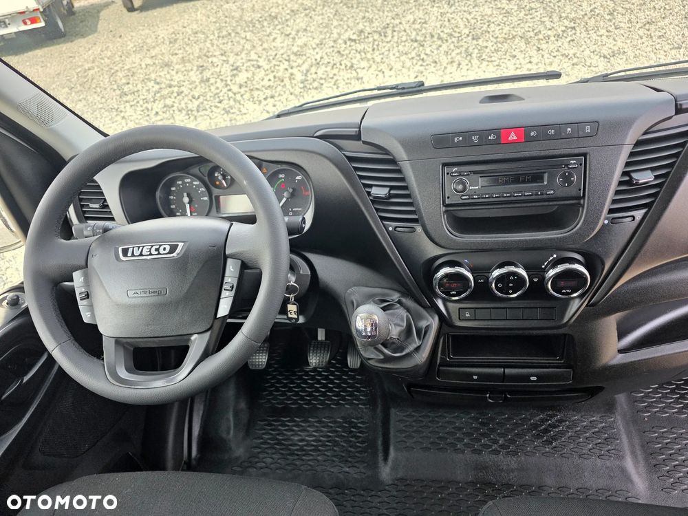 Iveco 35S17 3.0 HPI 170 KONNA DOKA BRYGADÓWKA 7 OSOBOWA KLIMA WEBASTO 3,2 M SKRZYNIA DO 3,5T GWARANCJA - 26