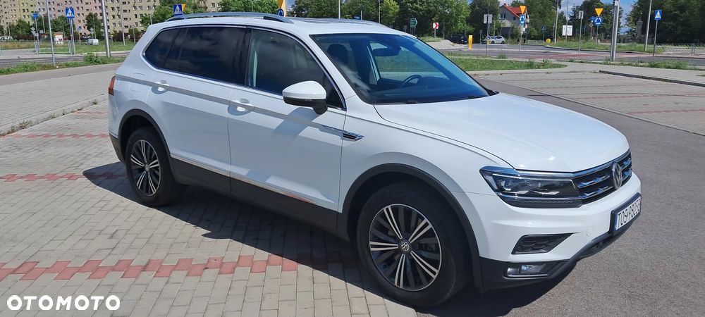 Volkswagen Tiguan Allspace - 11
